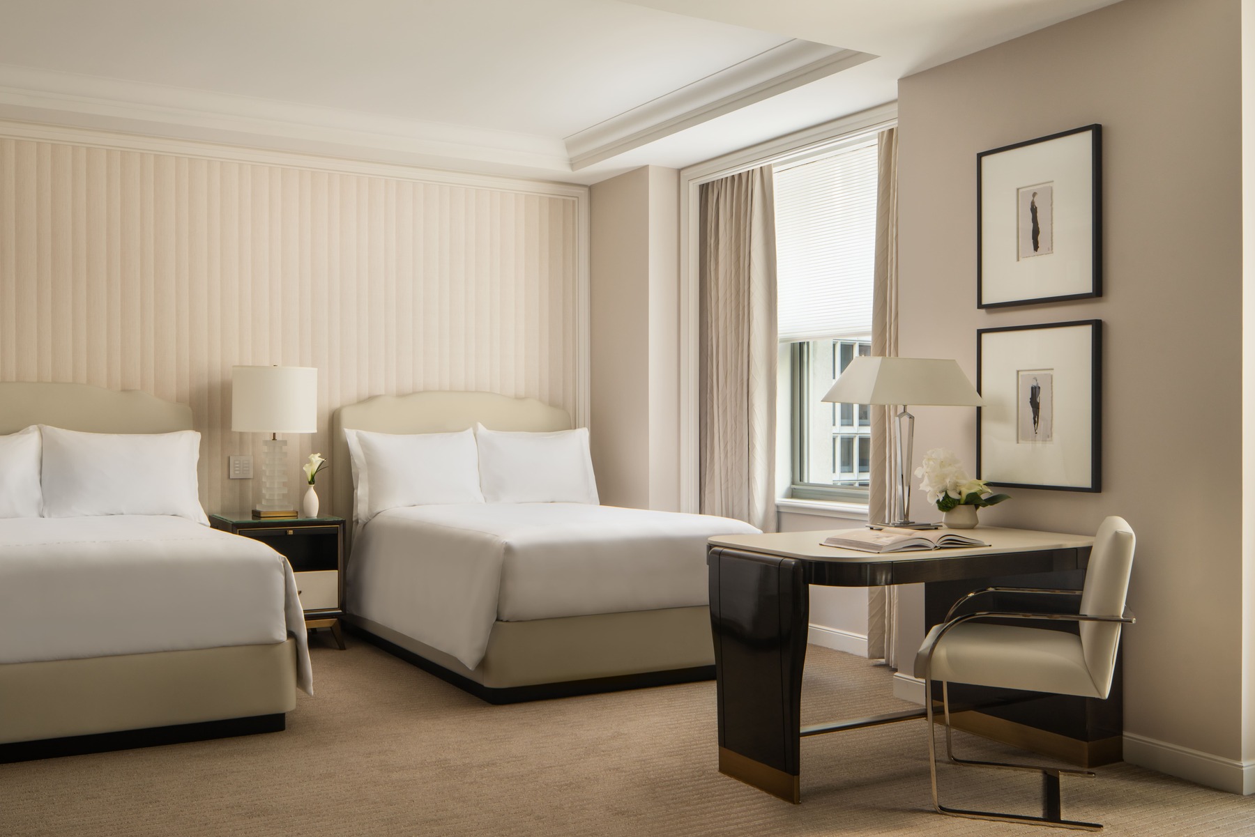 Deluxe Double - Bedroom in the Waldorf Astoria New York hotel